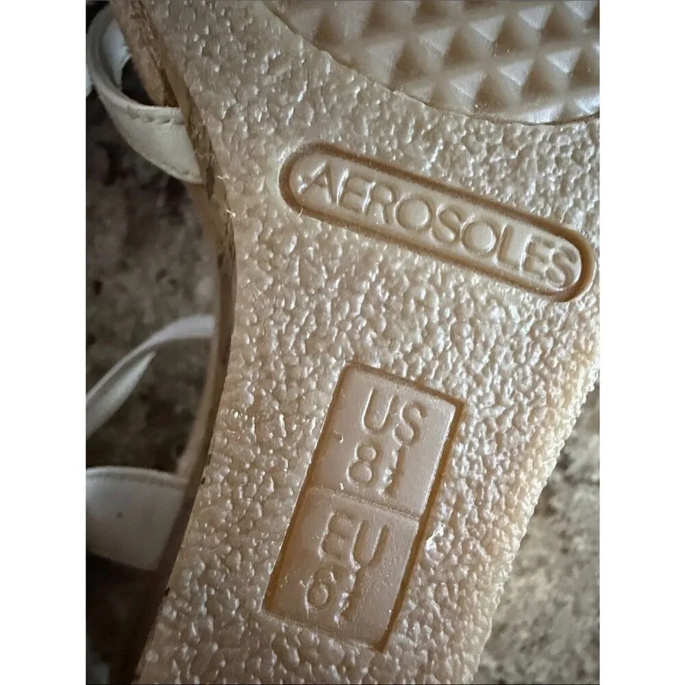 Aerosole’s Women’s White and Tan Wedge Sandals